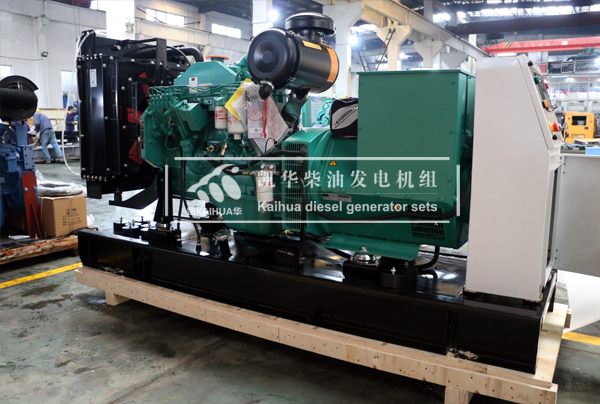 出口新加坡的两台100KW全自动发电机组成功出厂